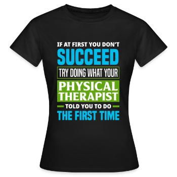 Physiotherapeut Arbeit Patient - Frauen T-Shirt - Schwarz - Vorne - AI Model Female 172 dark (172cm)
