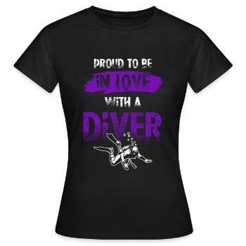 aimer un plongeur - T-shirt Femme - noir - Devant - AI Model Female 172 dark (172cm)