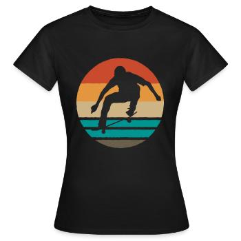 Skateboard Skateboard Skateboard - Frauen T-Shirt - Schwarz - Vorne - AI Model Female 172 dark (172cm)
