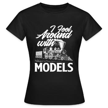 Model Railway Model Making Train Trains - Women's T-Shirt - black - Front - AI Model Female 172 dark (172cm)