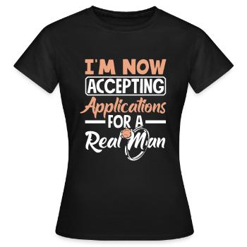 Acceptance of applications Real Man Divorce - Women's T-Shirt - black - Front - AI Model Female 172 dark (172cm)