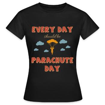 Fallschirmspringer Fallschirmsport Hobby Geschenk - Frauen T-Shirt - Schwarz - Vorne - AI Model Female 172 dark (172cm)