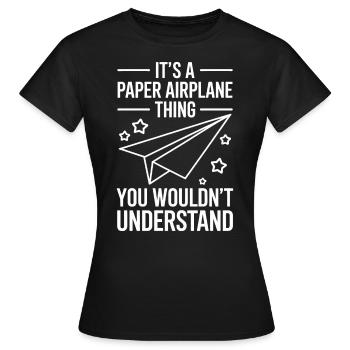 Avion en papier disant blague Avion en papier cadeau - T-shirt Femme - noir - Devant - AI Model Female 172 dark (172cm)
