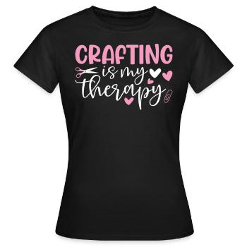 L’artisanat est ma thérapie Artisanat drôle Crochet - T-shirt Femme - noir - Devant - AI Model Female 172 dark (172cm)