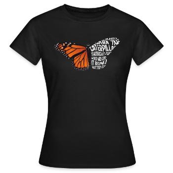 Butterflies The Monarch Milkweed Monarch Butterfly - Frauen T-Shirt - Schwarz - Vorne - AI Model Female 172 dark (172cm)