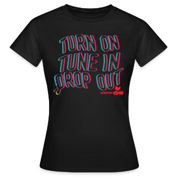 Woodstock Turn On Tune In Drop Out - T-shirt Femme - noir - Devant - AI Model Female 172 dark (172cm)