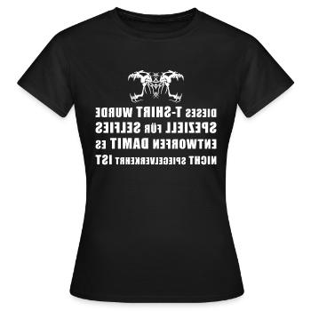 Für Selfies - Frauen T-Shirt - Schwarz - Vorne - AI Model Female 172 dark (172cm)