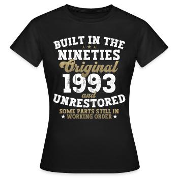 Construit dans les années quatre-vingt-dix 1993 29e anniversaire Hommes - T-shirt Femme - noir - Devant - AI Model Female 172 dark (172cm)