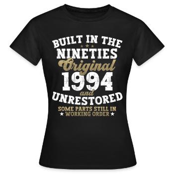 Construit dans les années quatre-vingt-dix 1994 28e anniversaire hommes - T-shirt Femme - noir - Devant - AI Model Female 172 dark (172cm)