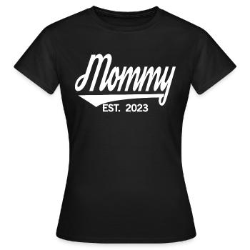2023, bientôt maman, révélation de grossesse - T-shirt Femme - noir - Devant - AI Model Female 172 dark (172cm)