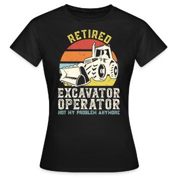 Retired Excavator Operator - Frauen T-Shirt - Schwarz - Vorne - AI Model Female 172 dark (172cm)