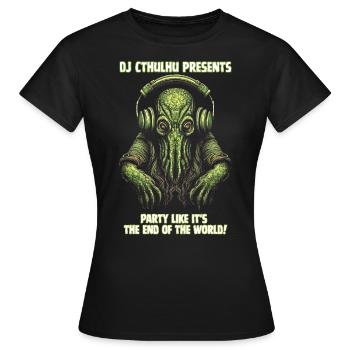 DJ Cthulhu präsentiert - Frauen T-Shirt - Schwarz - Vorne - AI Model Female 172 dark (172cm)