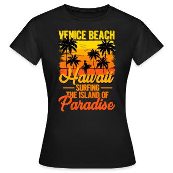 Venice Beach Surfer Outfit - Women's T-Shirt - black - Front - AI Model Female 172 dark (172cm)