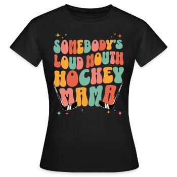 Humorvolle Phrase Mama Hockeyspieler - Frauen T-Shirt - Schwarz - Vorne - AI Model Female 172 dark (172cm)