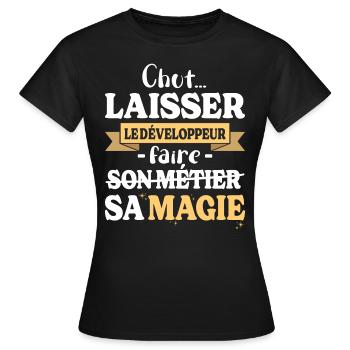 Entwickler macht seinen magischen Humor zum Entwickler - Frauen T-Shirt - Schwarz - Vorne - AI Model Female 172 dark (172cm)