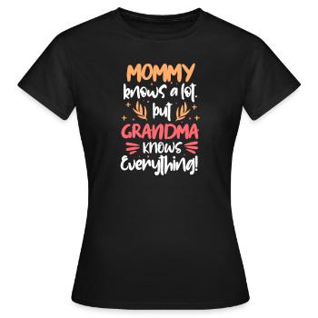 Großmutter Oma - Frauen T-Shirt - Schwarz - Vorne - AI Model Female 172 dark (172cm)