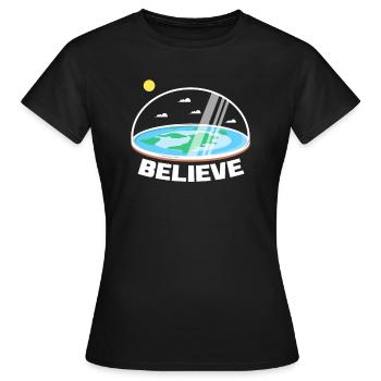 Plat Terre Flat Earth Conspiration Cadeau - T-shirt Femme - noir - Devant - AI Model Female 172 dark (172cm)