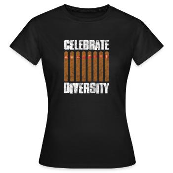 Zigarre - Frauen T-Shirt - Schwarz - Vorne - AI Model Female 172 dark (172cm)