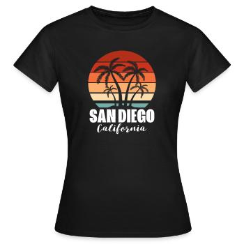 San Diego - Women's T-Shirt - black - Front - AI Model Female 172 dark (172cm)