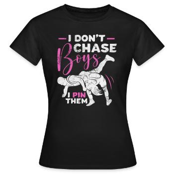 Wrestling - Frauen T-Shirt - Schwarz - Vorne - AI Model Female 172 dark (172cm)