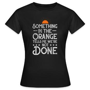 Pays - T-shirt Femme - noir - Devant - AI Model Female 172 dark (172cm)