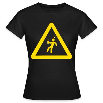 Vorsicht Trinker - Frauen T-Shirt - Schwarz - Vorne - AI Model Female 172 dark (172cm)