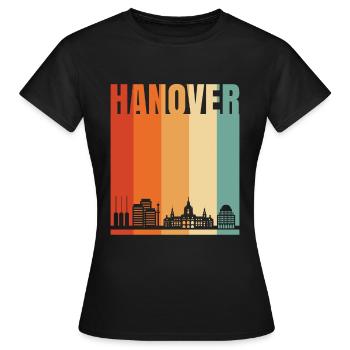Hannover - Frauen T-Shirt - Schwarz - Vorne - AI Model Female 172 dark (172cm)