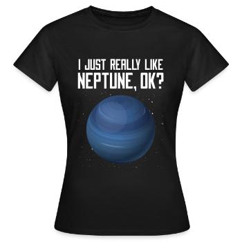 Neptun - Frauen T-Shirt - Schwarz - Vorne - AI Model Female 172 dark (172cm)