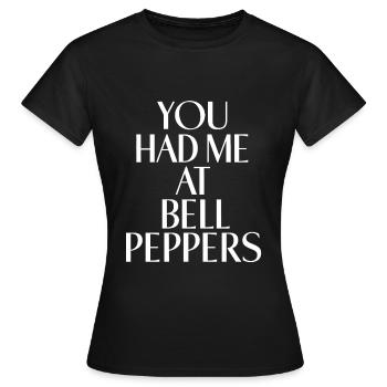 Paprika Geschenk - Frauen T-Shirt - Schwarz - Vorne - AI Model Female 172 dark (172cm)