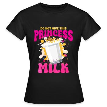 Milch - Frauen T-Shirt - Schwarz - Vorne - AI Model Female 172 dark (172cm)