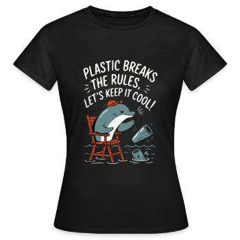 Plastik im Meer mit Delphin - Frauen T-Shirt - Schwarz - Vorne - AI Model Female 172 dark (172cm)
