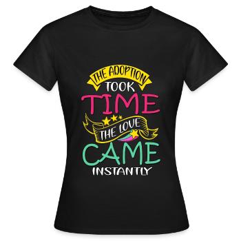 Journée d’adoption, Adoption Maman Papa Parents - T-shirt Femme - noir - Devant - AI Model Female 172 dark (172cm)