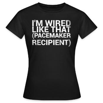 Ich Bin Wie Dieser Empfänger Eines - Frauen T-Shirt - Schwarz - Vorne - AI Model Female 172 dark (172cm)