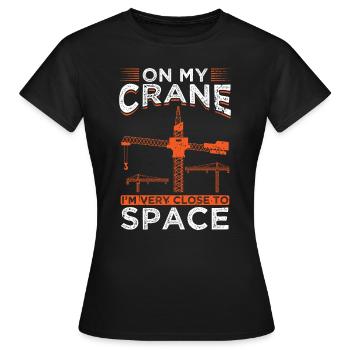 Camion Grue Grue Opérateur Grue Construction Grue Cadeau - T-shirt Femme - noir - Devant - AI Model Female 172 dark (172cm)