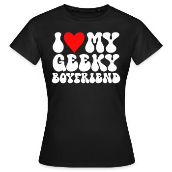 J'aime Mon Petit Ami Geek J'Adore Mon Copain Geek - T-shirt Femme - noir - Devant - AI Model Female 172 dark (172cm)