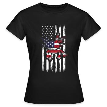 Axolotl Drapeau américain Kawaii Axolotl Drapeau américain - T-shirt Femme - noir - Devant - AI Model Female 172 dark (172cm)