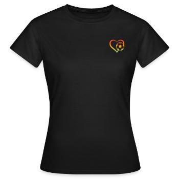 Soccer Player - Soccer Heart Soccer Ball - Frauen T-Shirt - Schwarz - Vorne - AI Model Female 172 dark (172cm)