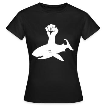 Requin Résiste - T-shirt Femme - noir - Devant - AI Model Female 172 dark (172cm)