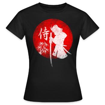 Samurai vor Roter Sonne mit Bambus - Frauen T-Shirt - Schwarz - Vorne - AI Model Female 172 dark (172cm)