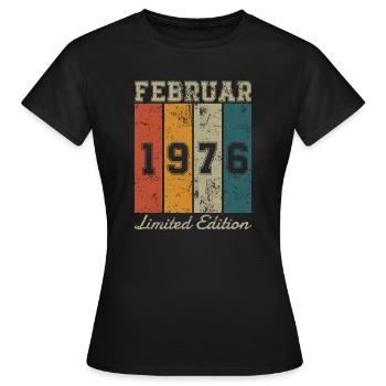 Geburtstag: Februar 1976 - Limited Edition Retro - Frauen T-Shirt - Schwarz - Vorne - AI Model Female 172 dark (172cm)