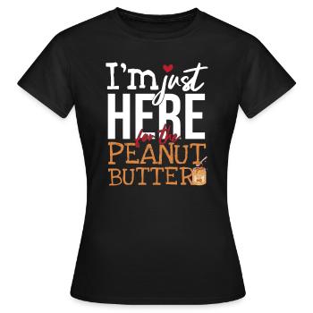 Ici pour le beurre de cacahuète - T-shirt Femme - noir - Devant - AI Model Female 172 dark (172cm)