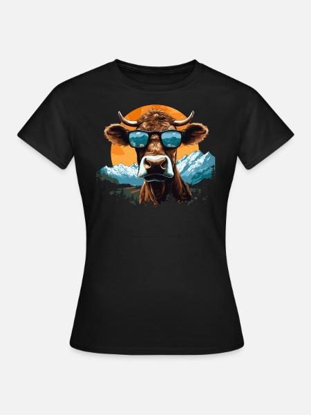 Eine Kuh mit Sonnenbrille in den Bergen - Frauen T-Shirt - Schwarz