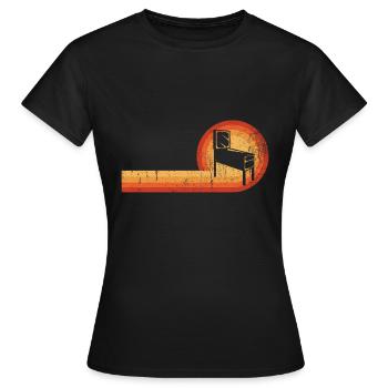 Flipper Retro Gamer Zocker - T-shirt Femme - noir - Devant - AI Model Female 172 dark (172cm)