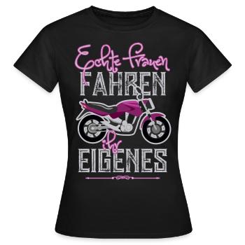 Frauen und ihr Motorrad - Frauen T-Shirt - Schwarz - Vorne - AI Model Female 172 dark (172cm)