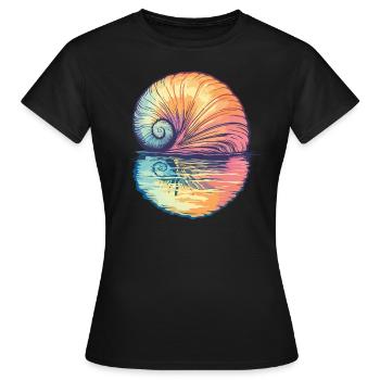 Muschel im Sonnenuntergang - Frauen T-Shirt - Schwarz - Vorne - AI Model Female 172 dark (172cm)