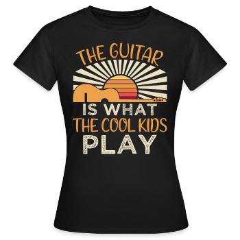 Provocation à la guitare - T-shirt Femme - noir - Devant - AI Model Female 172 dark (172cm)