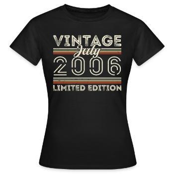Juli 2006 Juli Geburtstagsgeschenk Juli 2006 - Frauen T-Shirt - Schwarz - Vorne - AI Model Female 172 dark (172cm)