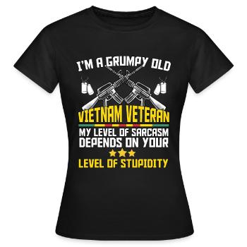 Vétéran du Vietnam - T-shirt Femme - noir - Devant - AI Model Female 172 dark (172cm)