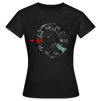 Shoot A7 manual (distressed) - Mediarena.com - Frauen T-Shirt - Schwarz - Vorne - AI Model Female 172 dark (172cm)