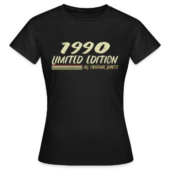 1990 Geburtstagsgeschenkidee 1990 - Frauen T-Shirt - Schwarz - Vorne - AI Model Female 172 dark (172cm)